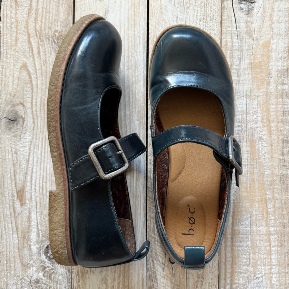SOLD Mary Janes w/ Gum Sole